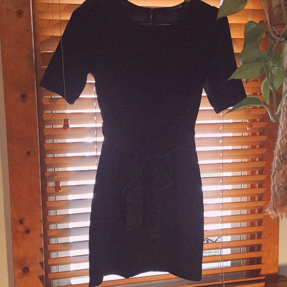 Structured Little Black Dress - Picture 3 of 4